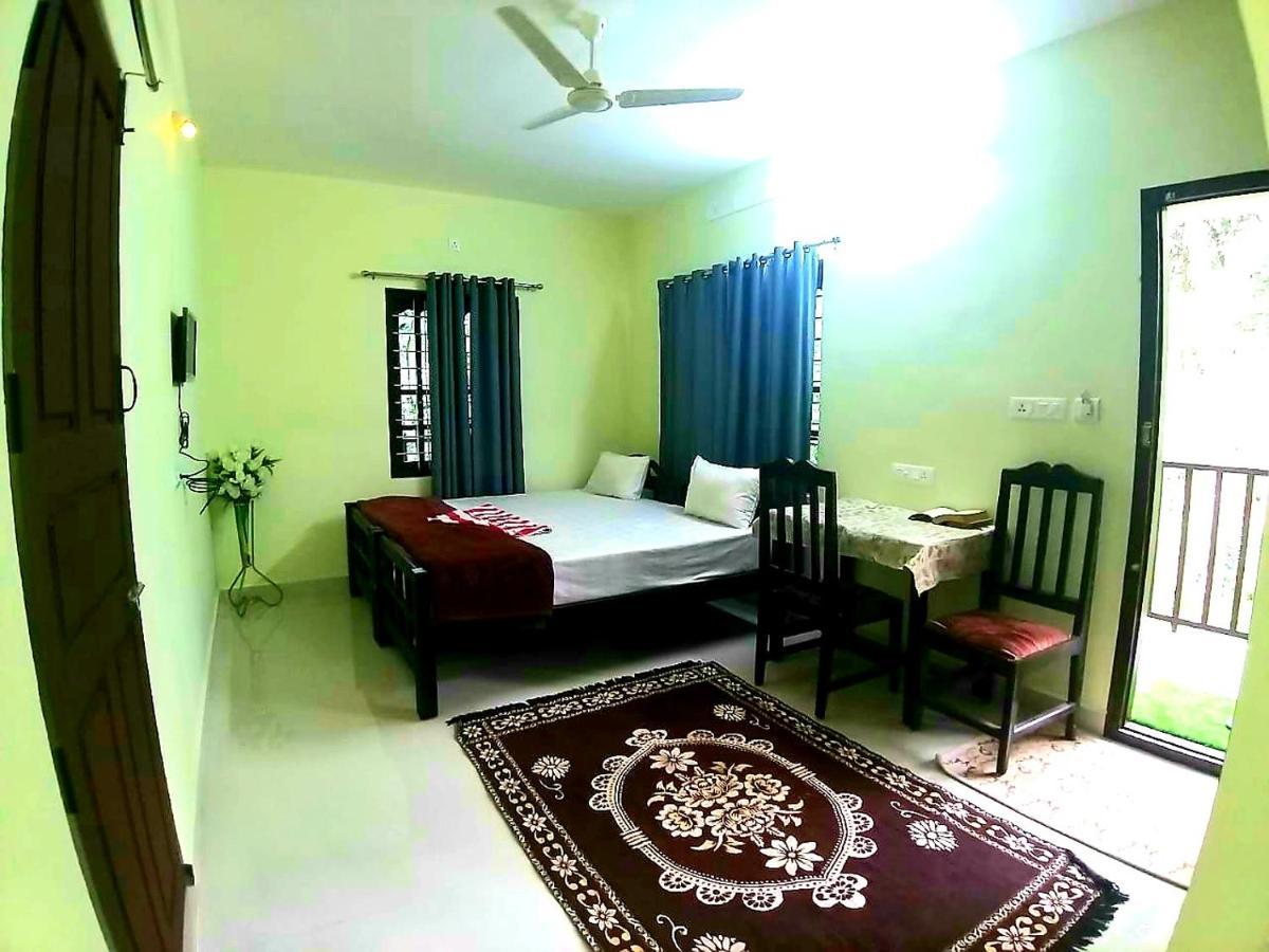 Dean Dale Cottages Thekkady Oda fotoğraf